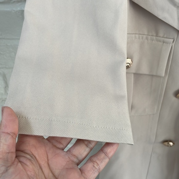 NWT Blithela Womenβs Double Breasted Trench Coat Size S in Beige - Picture 6 of 12